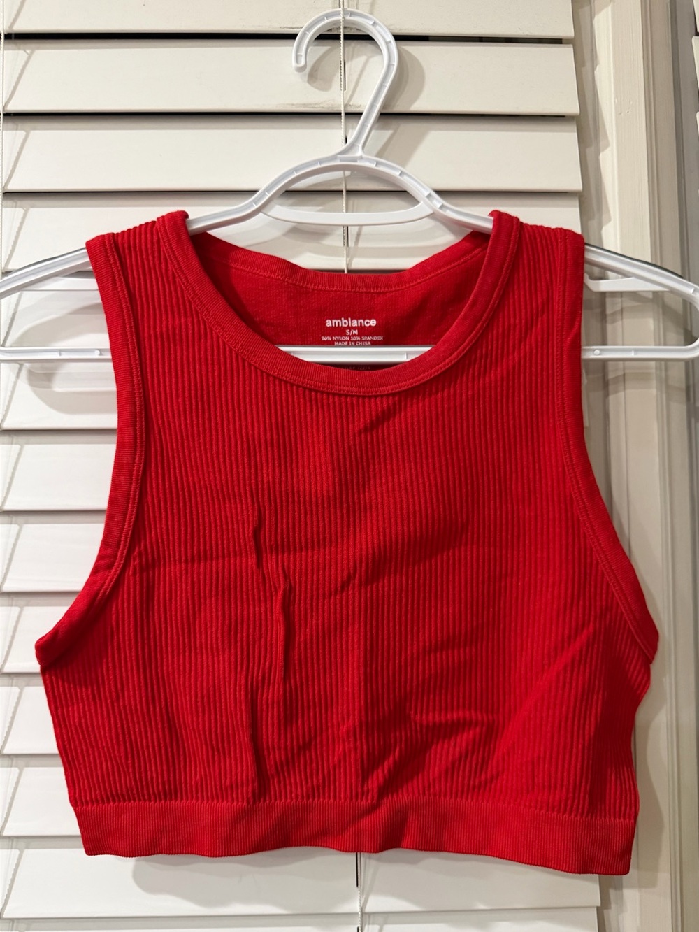 Ambiance Bright Red Ribbed Crop Tank ❤️ Size Small ❤️